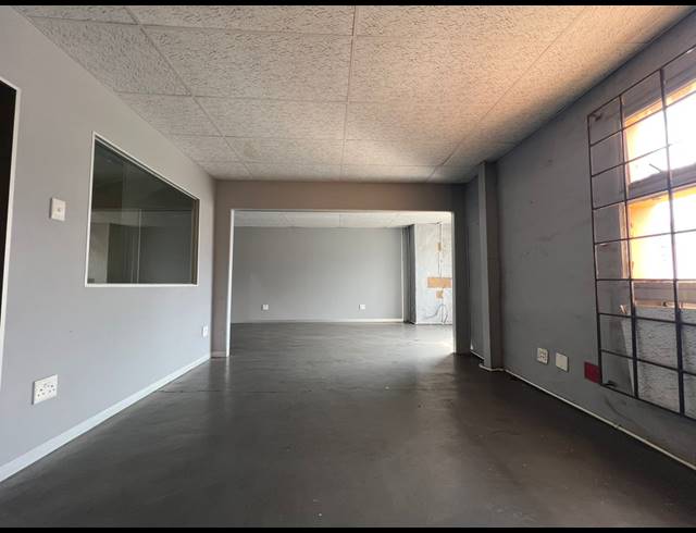 252M² WAREHOUSE TO LET IN RANDJESPARK